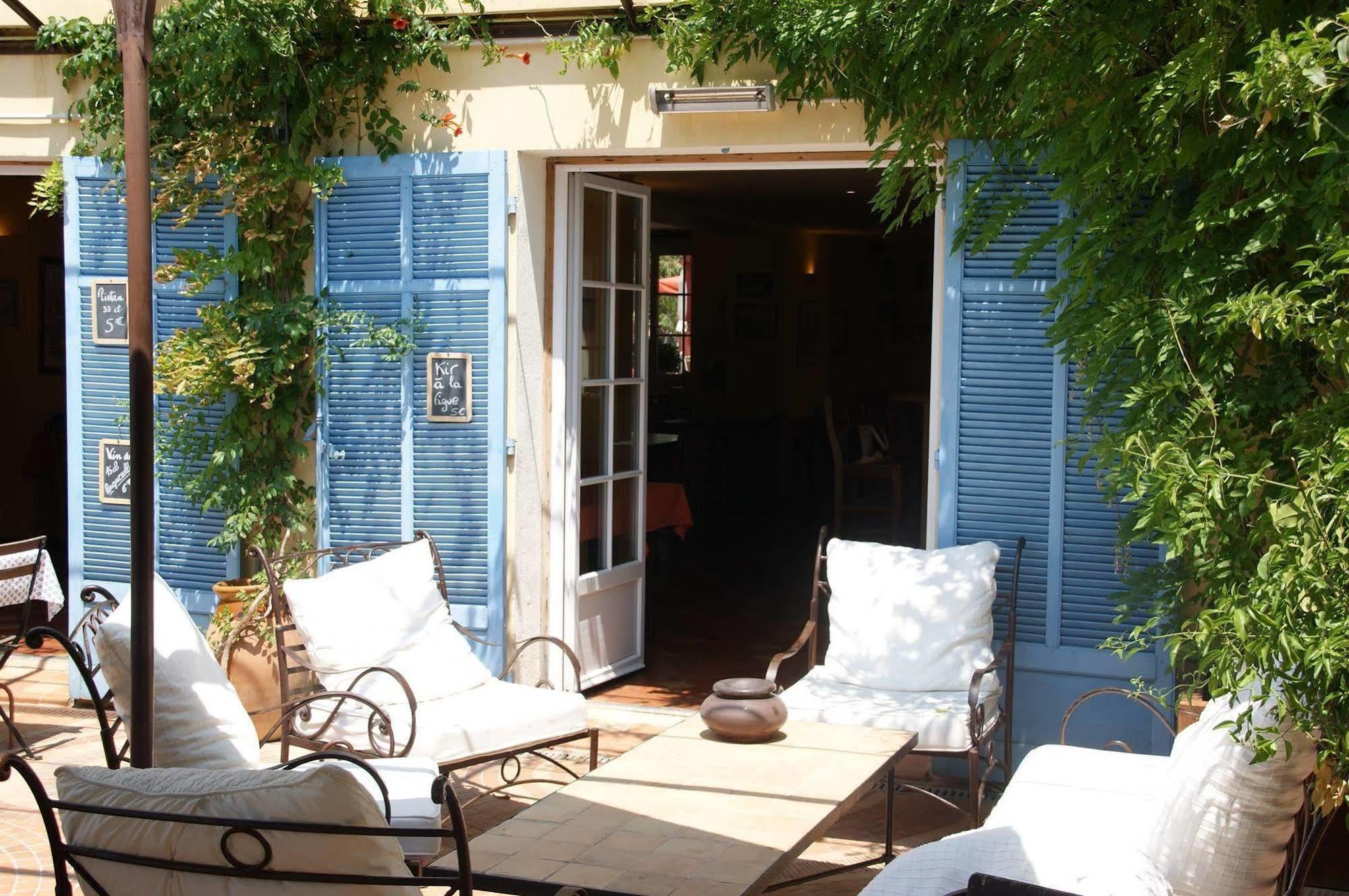 Auberge Des Glycines Porquerolles Exterior foto